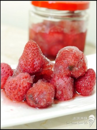 芳雄鮮饌：【試吃】芳雄鮮饌 - 酒釀草莓 冰涼酸甜 好戀愛的滋味